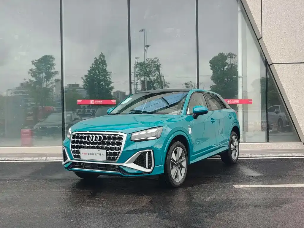 Audi Q2L 2025 из CN, фото 1