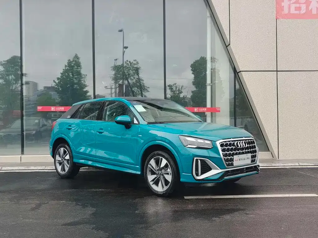 Audi Q2L 2025 из CN, фото 3