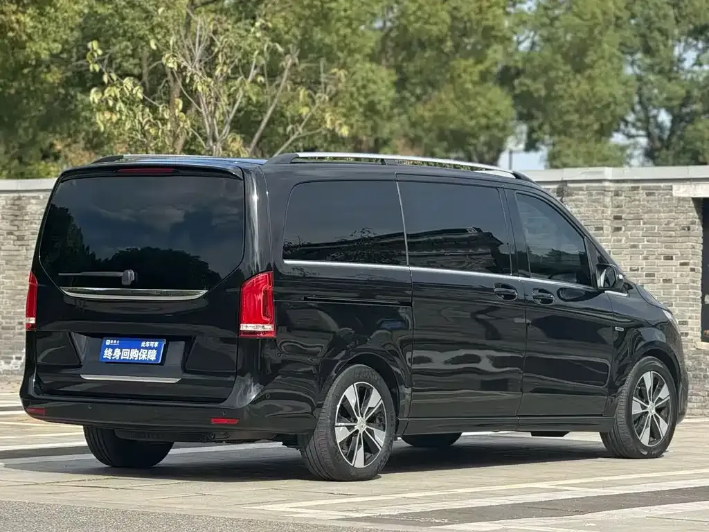 Mercedes-Benz V-Class 2022 из CN, фото 4