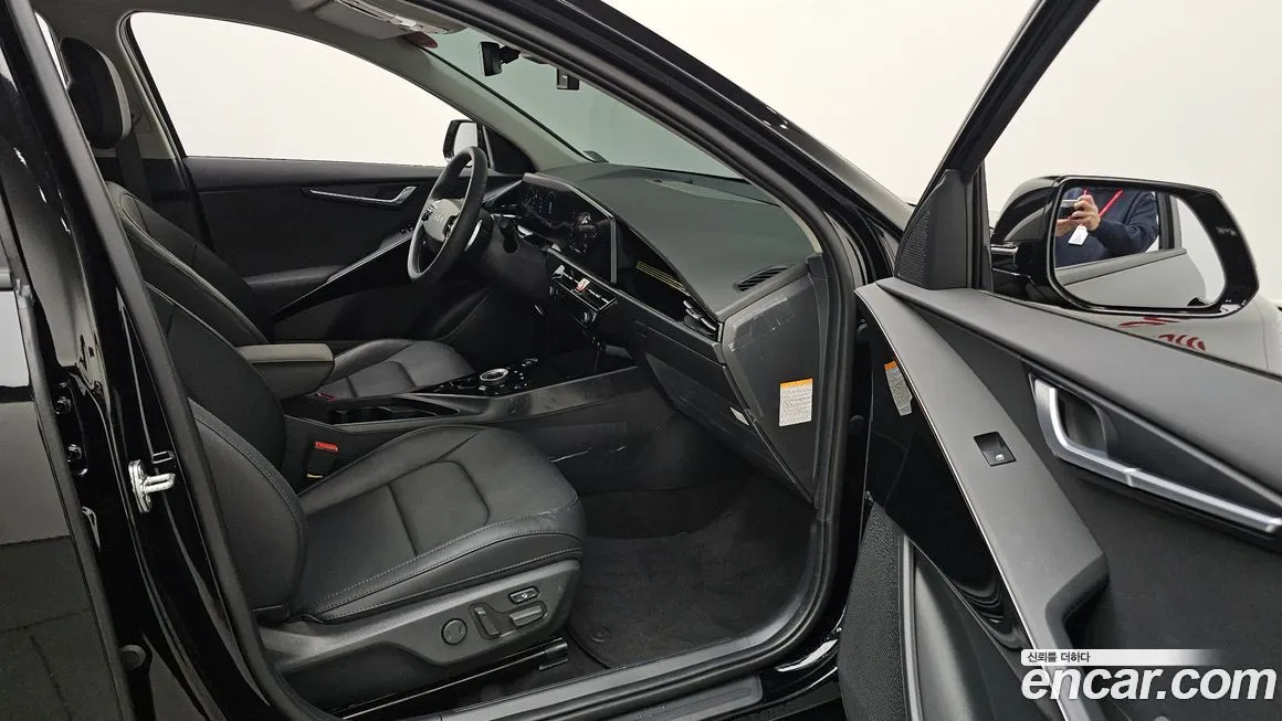 Kia Niro — фото 10