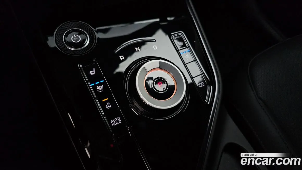 Kia Niro — фото 9