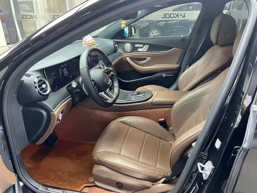Mercedes-Benz E-Class 2021 из CN, фото 4