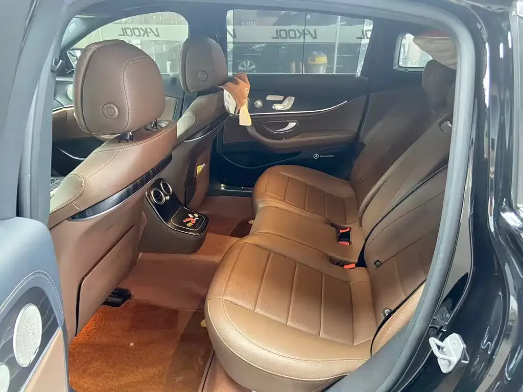 Mercedes-Benz E-Class 2021 из CN, фото 5