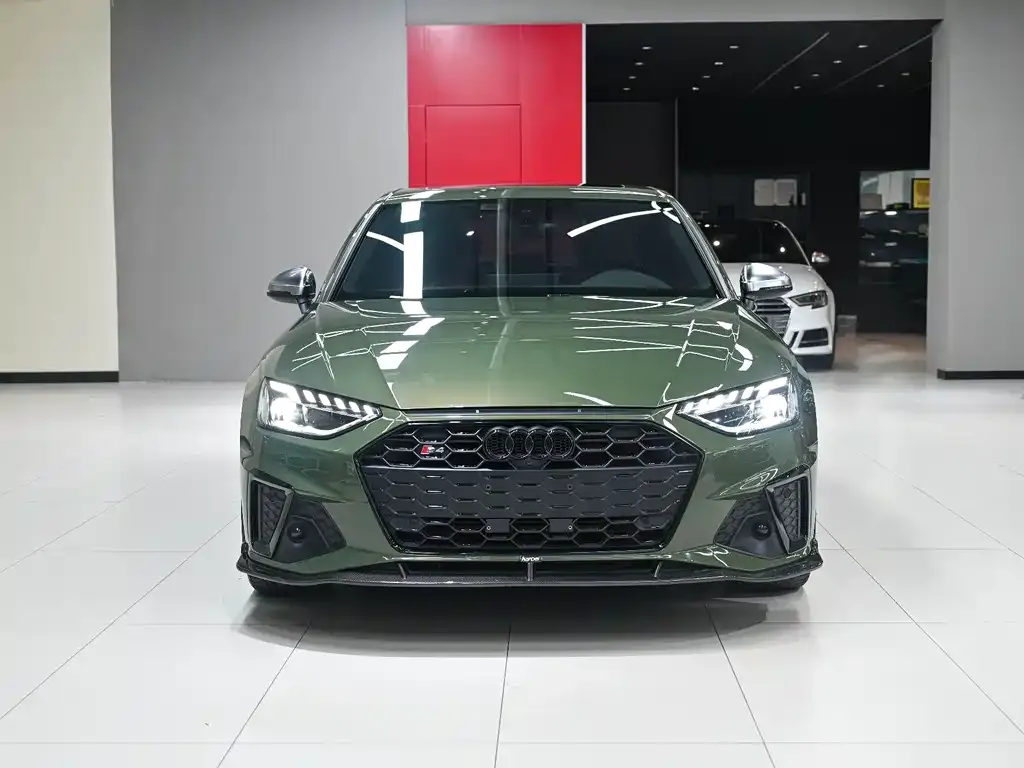 Audi S4 2023 из CN, фото 2