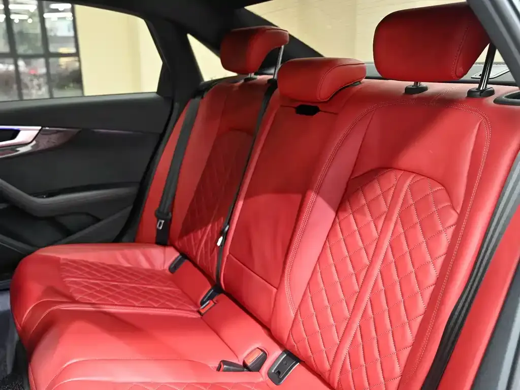Audi S4 2023 из CN, фото 7
