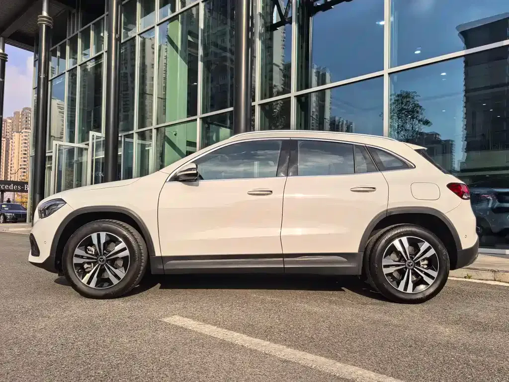 Mercedes-Benz GLA — фото 3