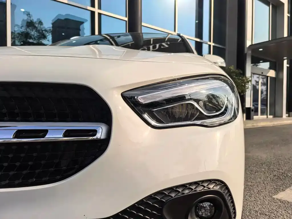 Mercedes-Benz GLA — фото 5