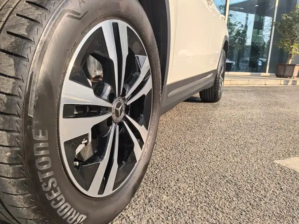 Mercedes-Benz GLA — фото 6