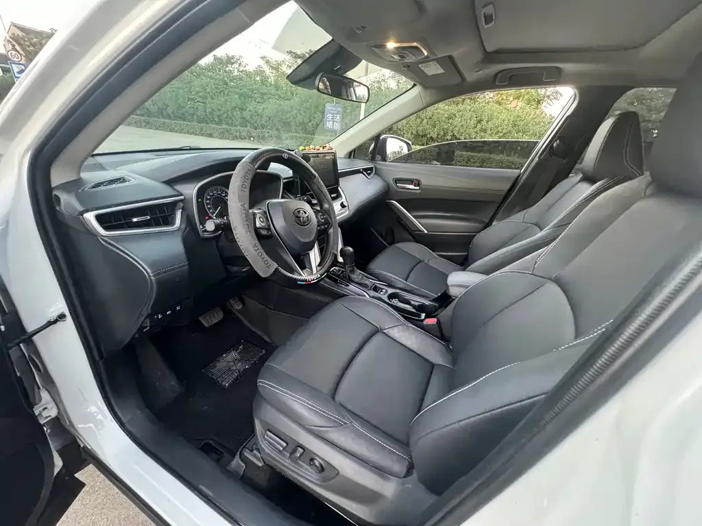 Toyota Frontlander 2022 из CN, фото 5