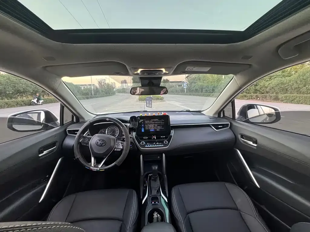 Toyota Frontlander 2022 из CN, фото 6