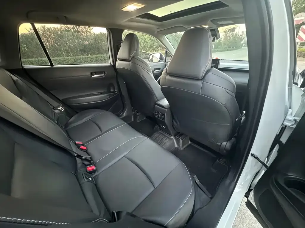 Toyota Frontlander 2022 из CN, фото 7