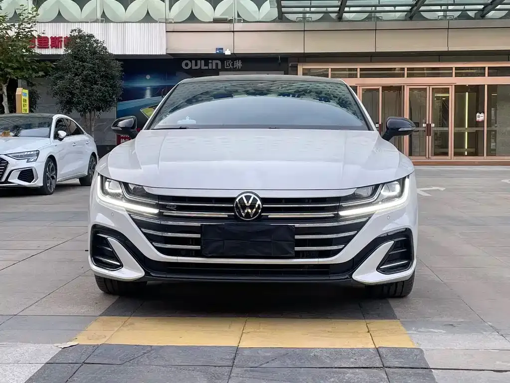 Volkswagen CC — фото 2