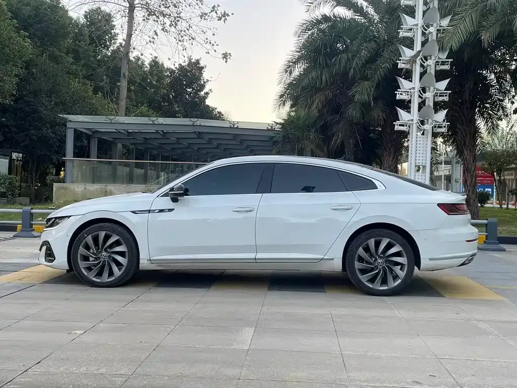 Volkswagen CC — фото 4