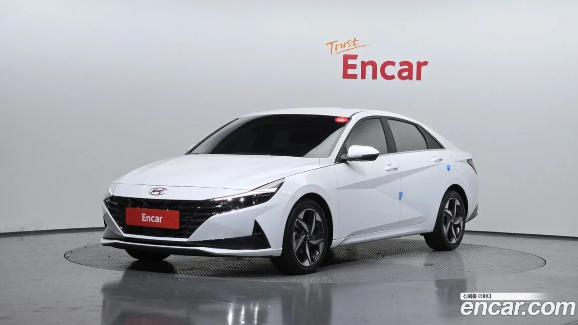 Hyundai AVANTE 2023 из KR, фото 1