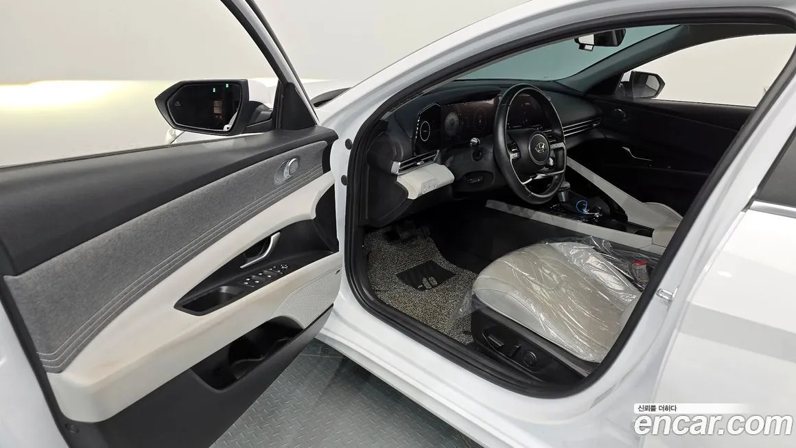 Hyundai AVANTE 2023 из KR, фото 10