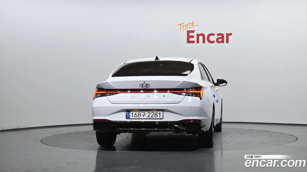 Hyundai AVANTE 2023 из KR, фото 4