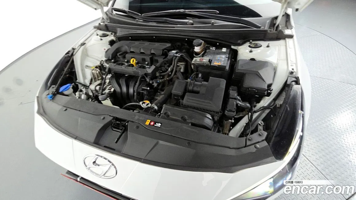 Hyundai AVANTE 2023 из KR, фото 6