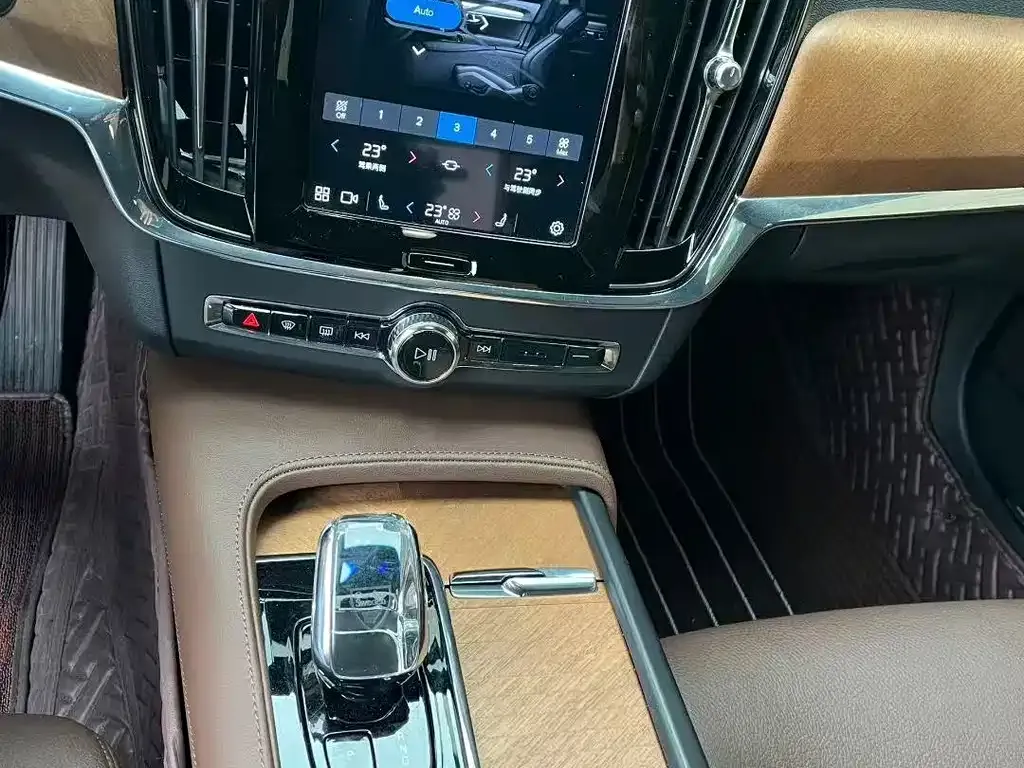 Volvo S90 2023 из CN, фото 4