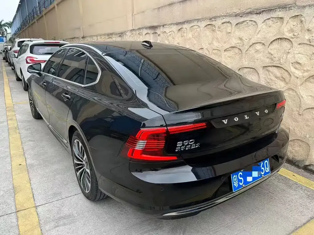 Volvo S90 2023 из CN, фото 6