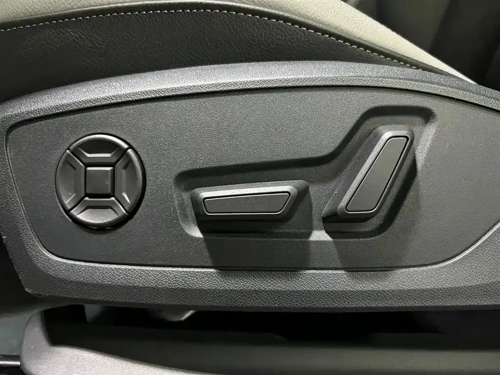 Audi Q3 2022 из CN, фото 10