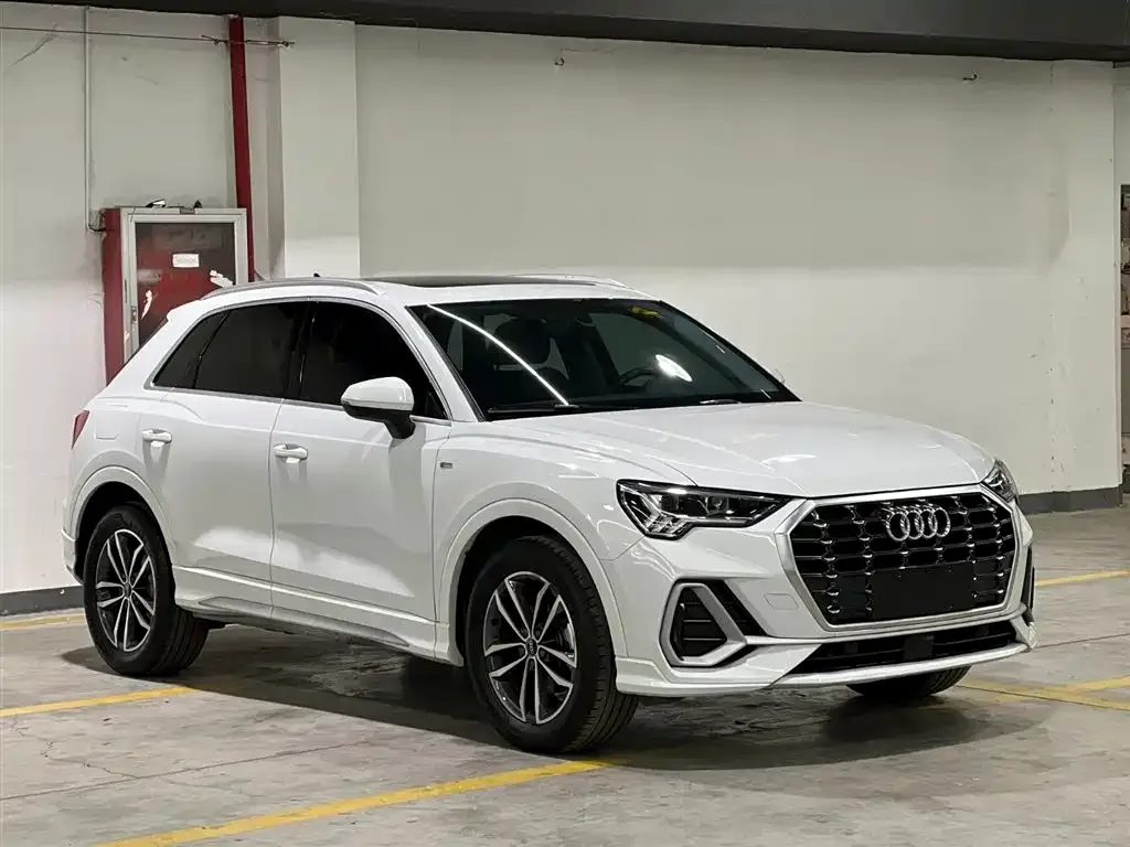 Audi Q3 2022 из CN, фото 3