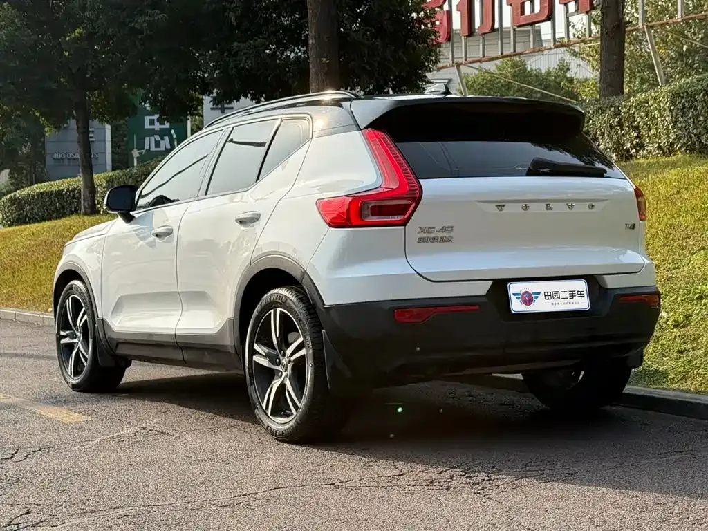 Volvo XC40 2021 из CN, фото 4