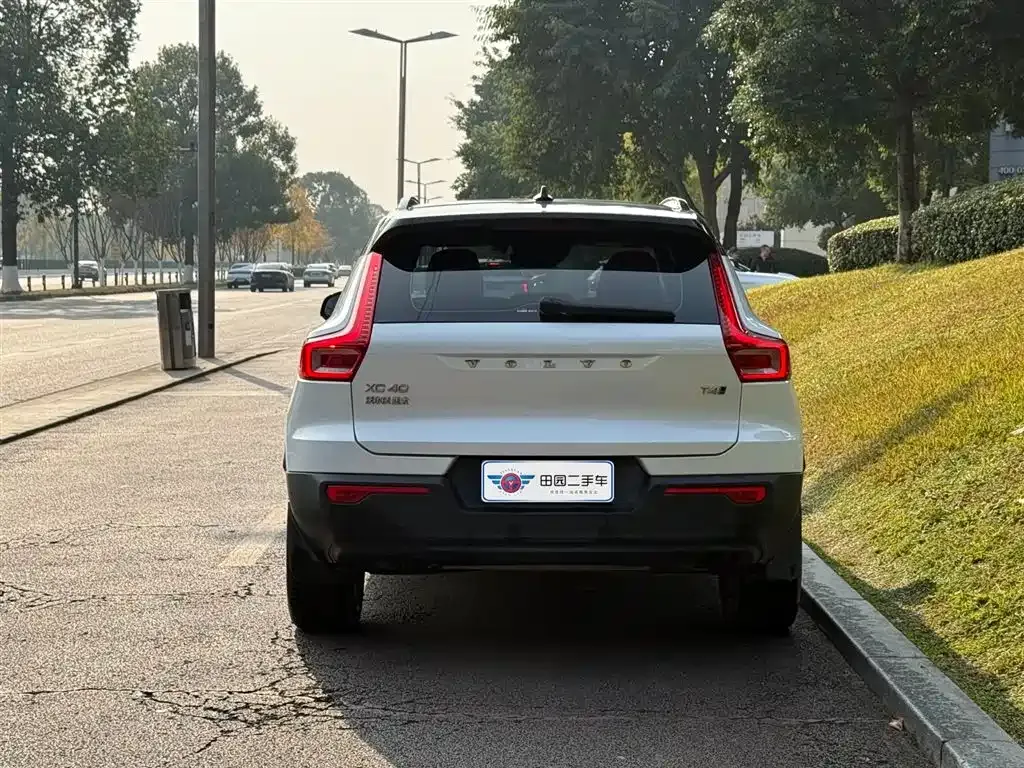 Volvo XC40 2021 из CN, фото 5