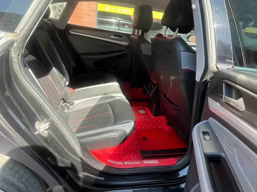 Volkswagen Lamando 2023 из CN, фото 4