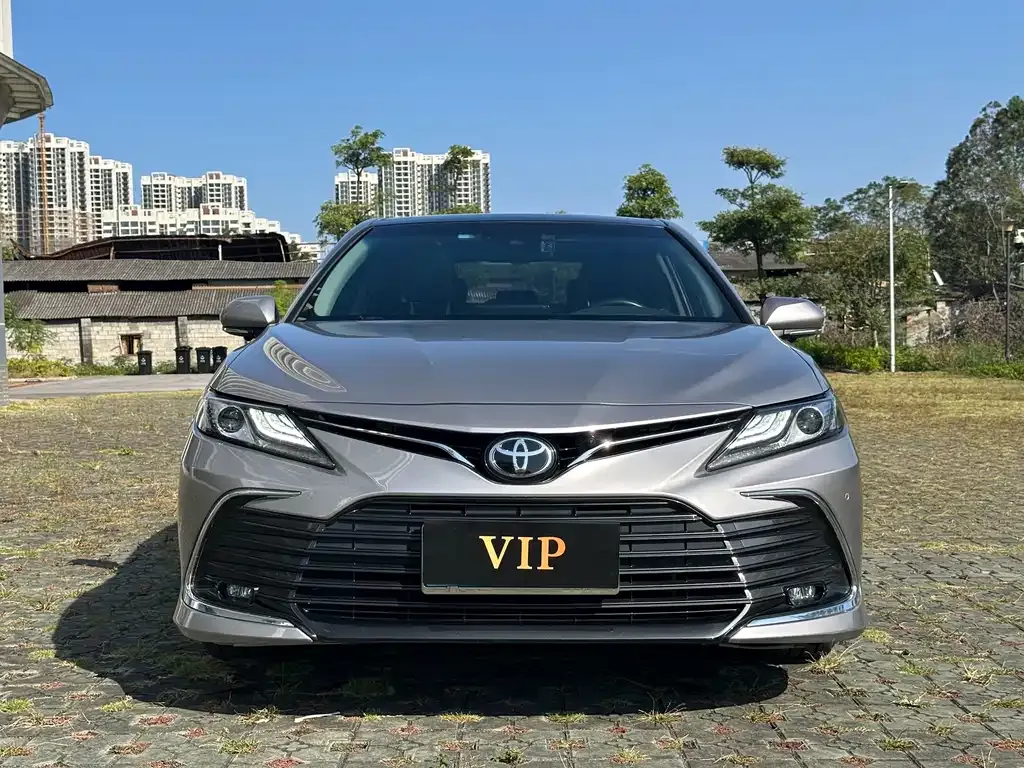 Toyota Camry 2022 из CN, фото 2