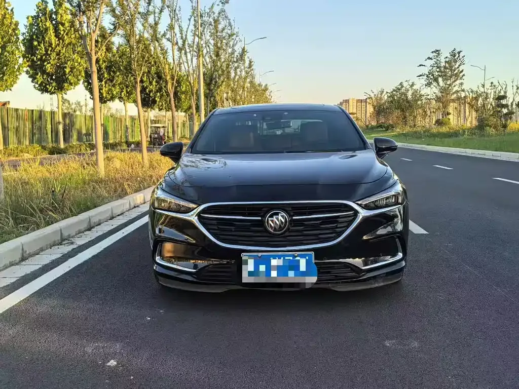 Buick LaCrosse 2021 из CN, фото 2