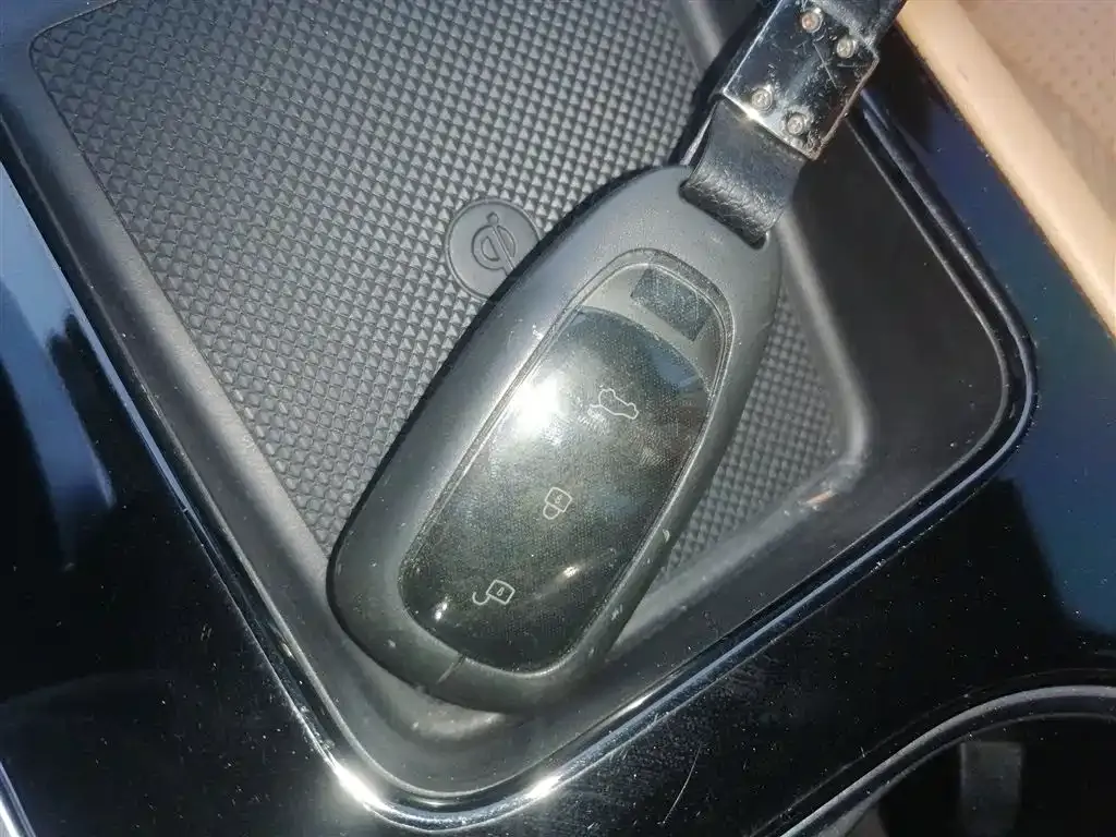Li Auto ONE 2022 из CN, фото 9
