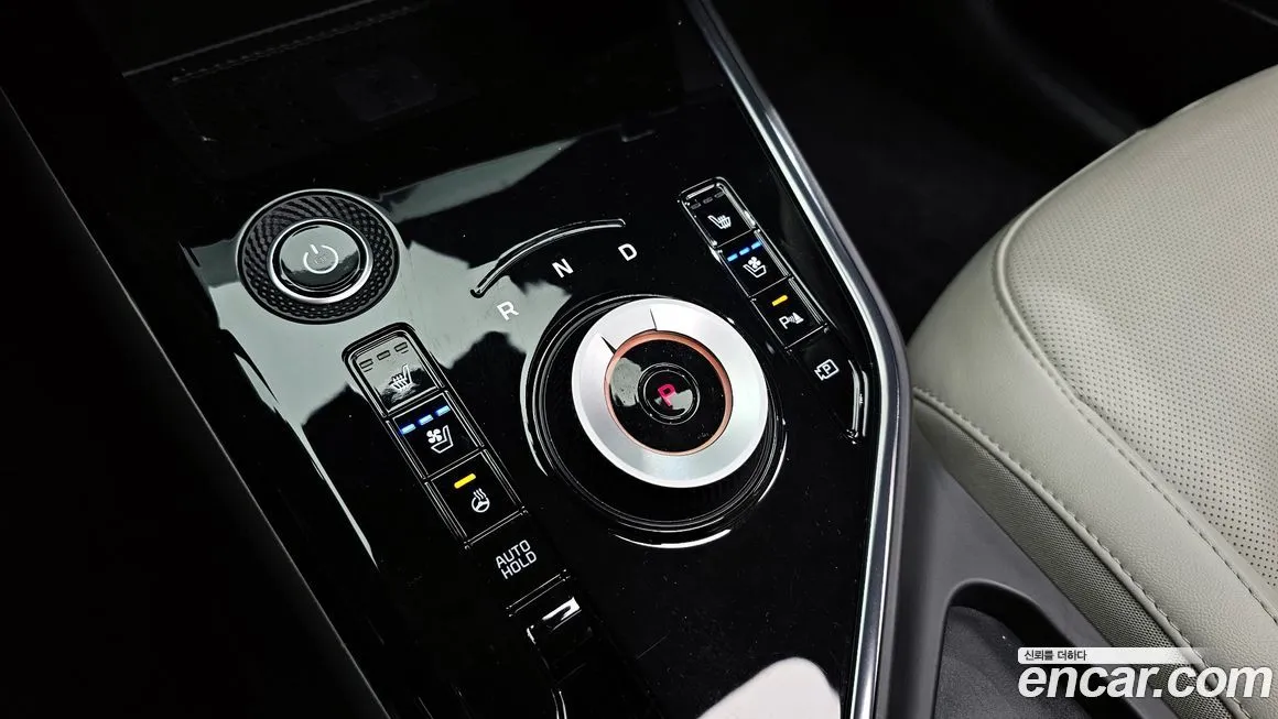 Kia Niro — фото 9