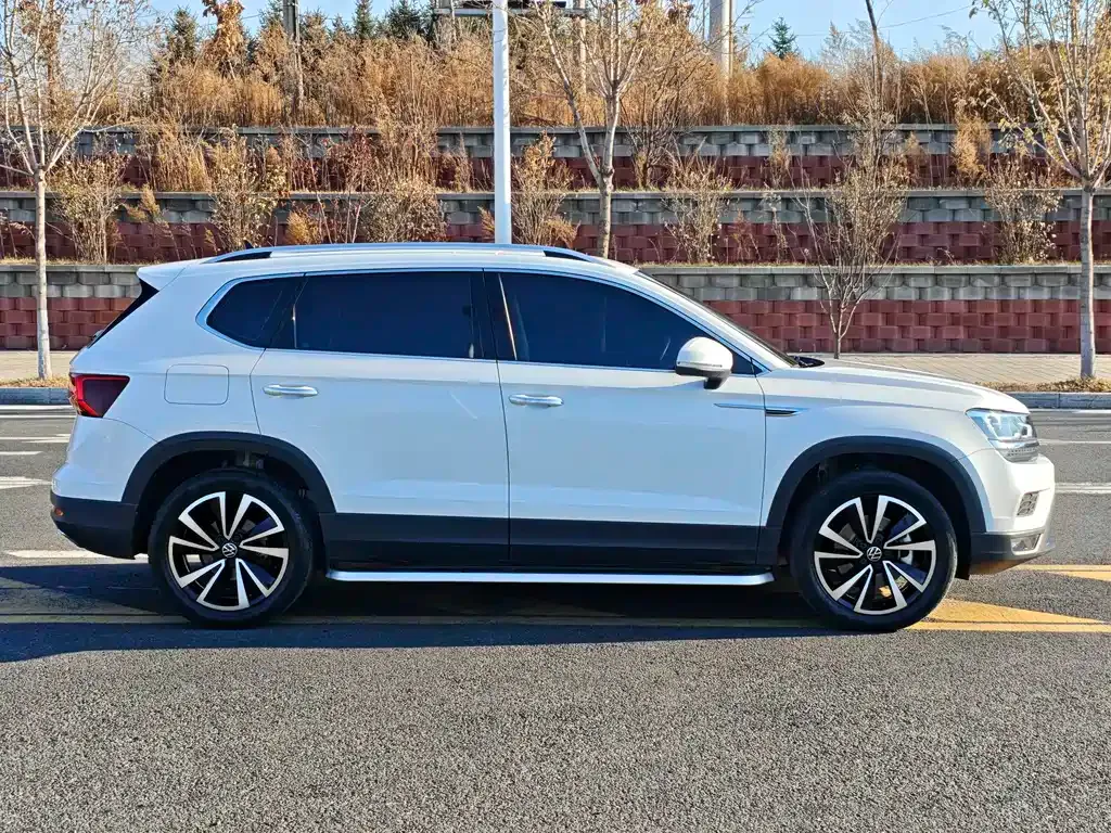 Volkswagen Tharu 2021 из CN, фото 4