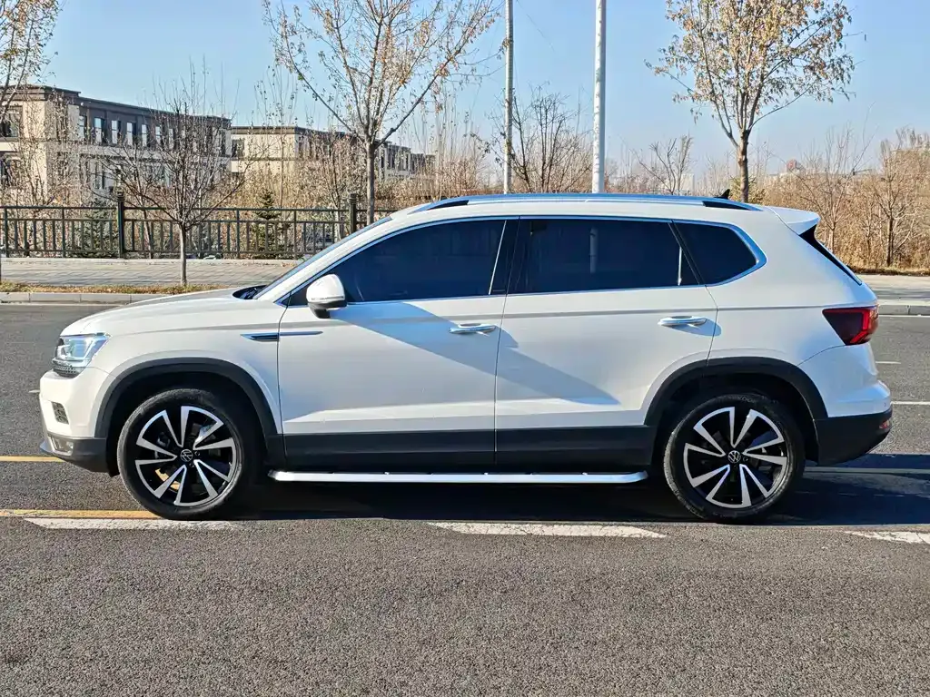 Volkswagen Tharu 2021 из CN, фото 8