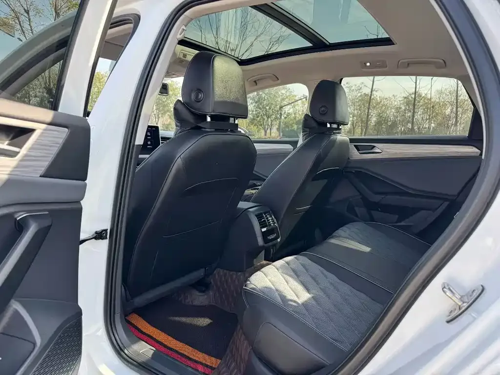 Volkswagen Sagitar 2024 из CN, фото 5