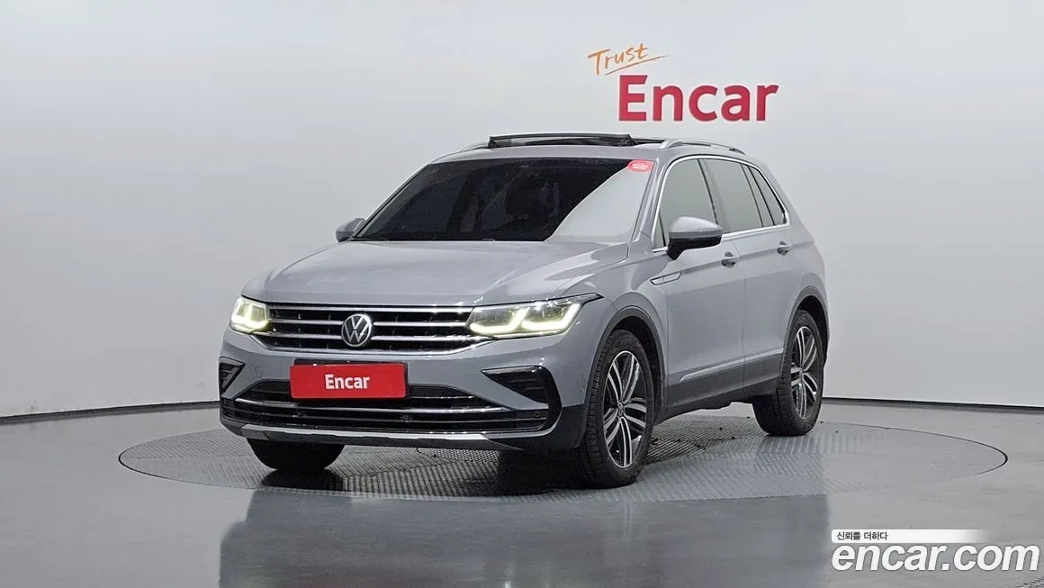 Volkswagen Tiguan — фото 1