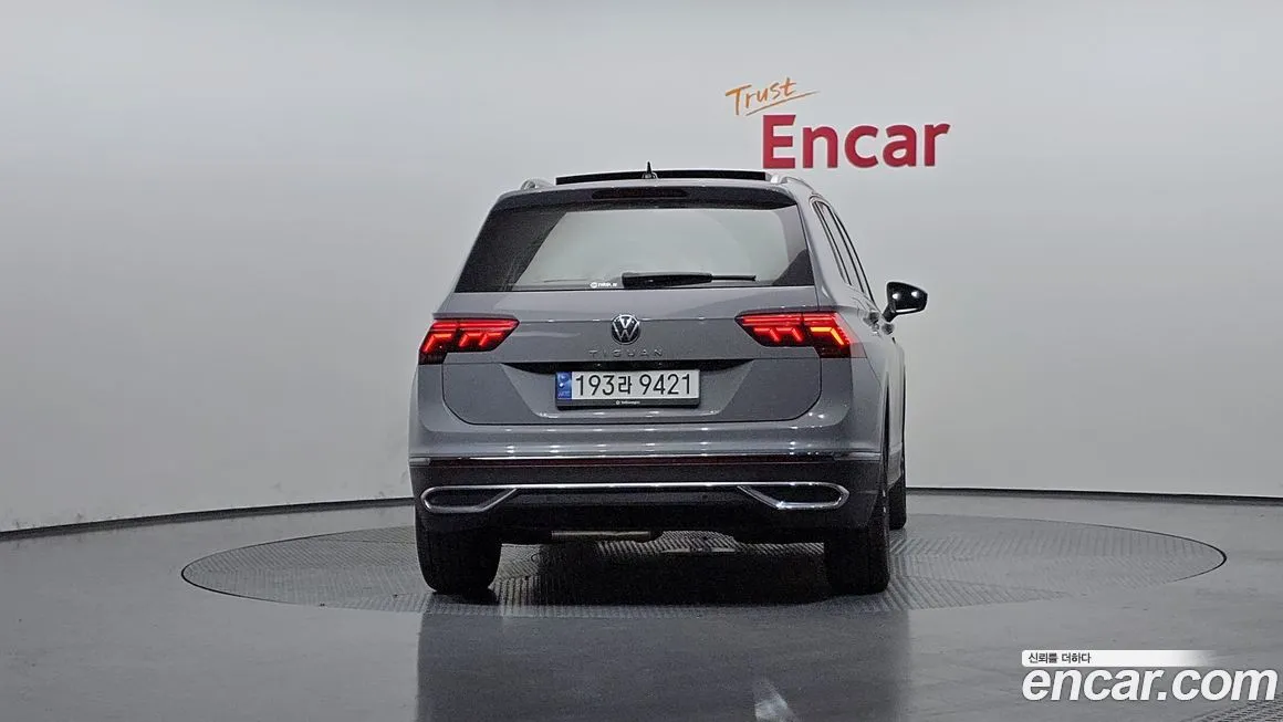 Volkswagen Tiguan — фото 4