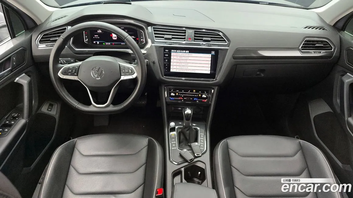 Volkswagen Tiguan — фото 7