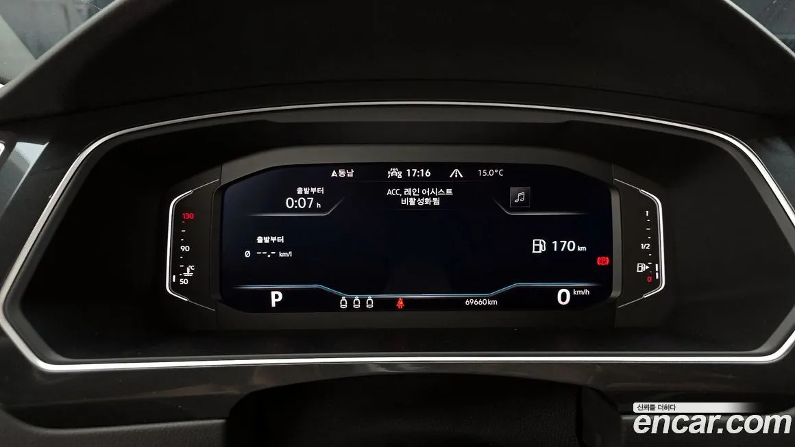Volkswagen Tiguan — фото 8
