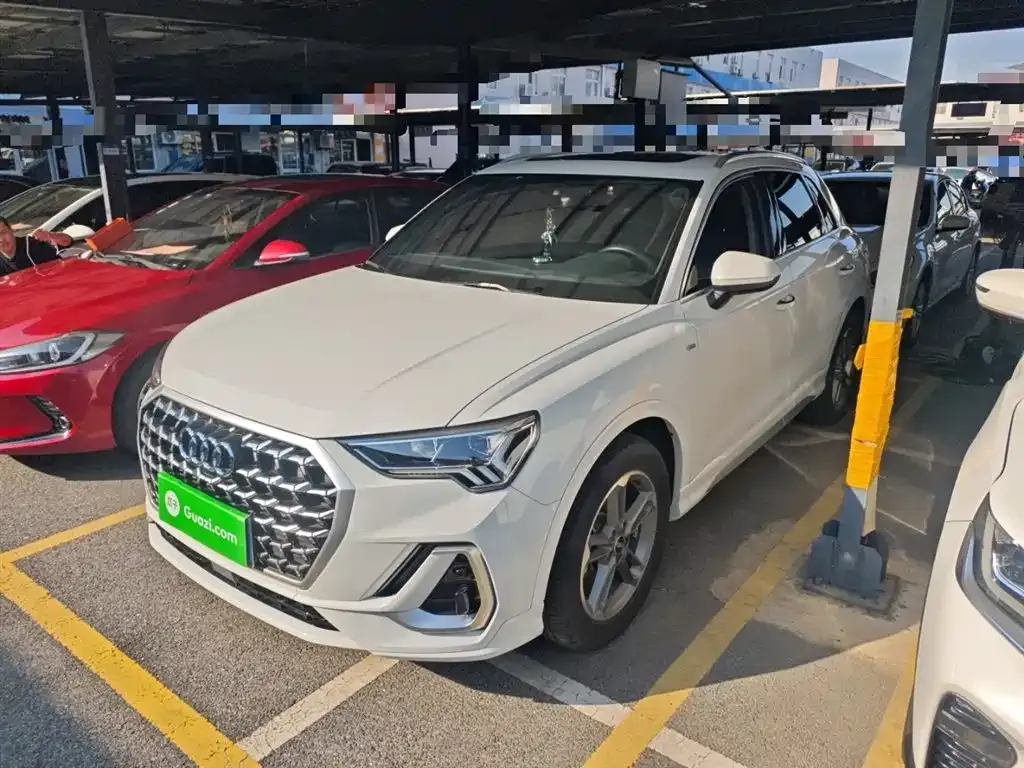 Audi Q3 2024 из CN, фото 2