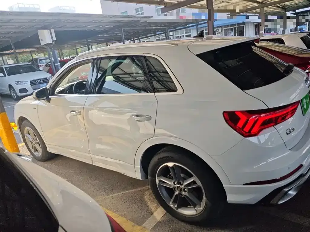 Audi Q3 2024 из CN, фото 5