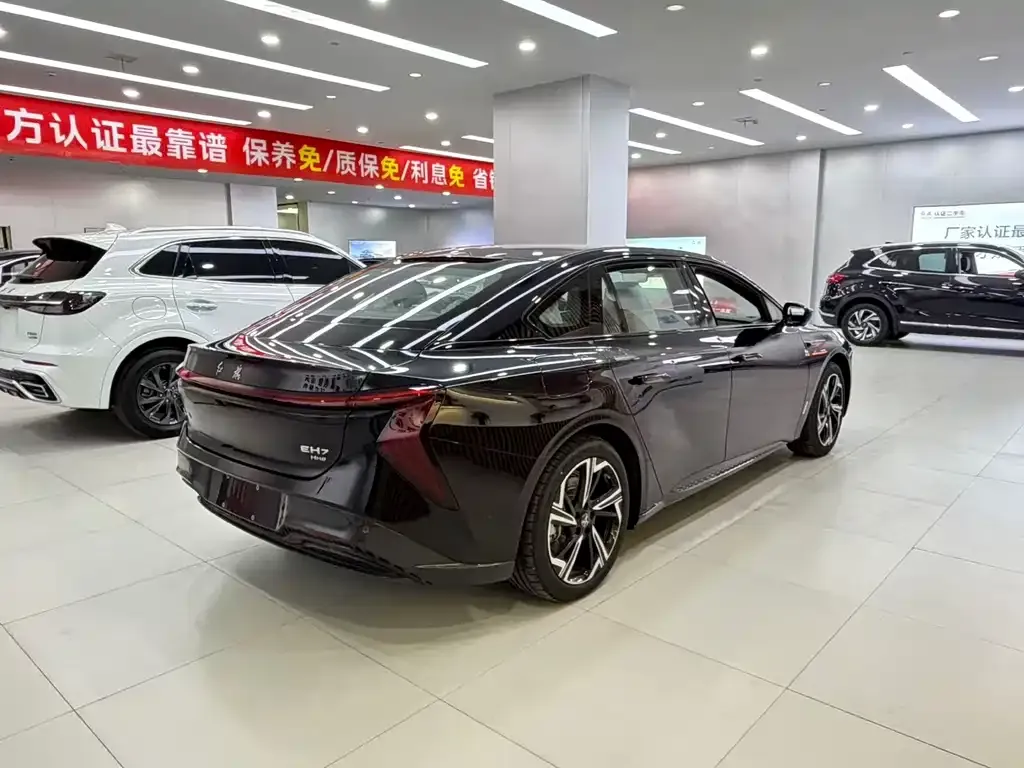 Hongqi EH7 2025 из CN, фото 5