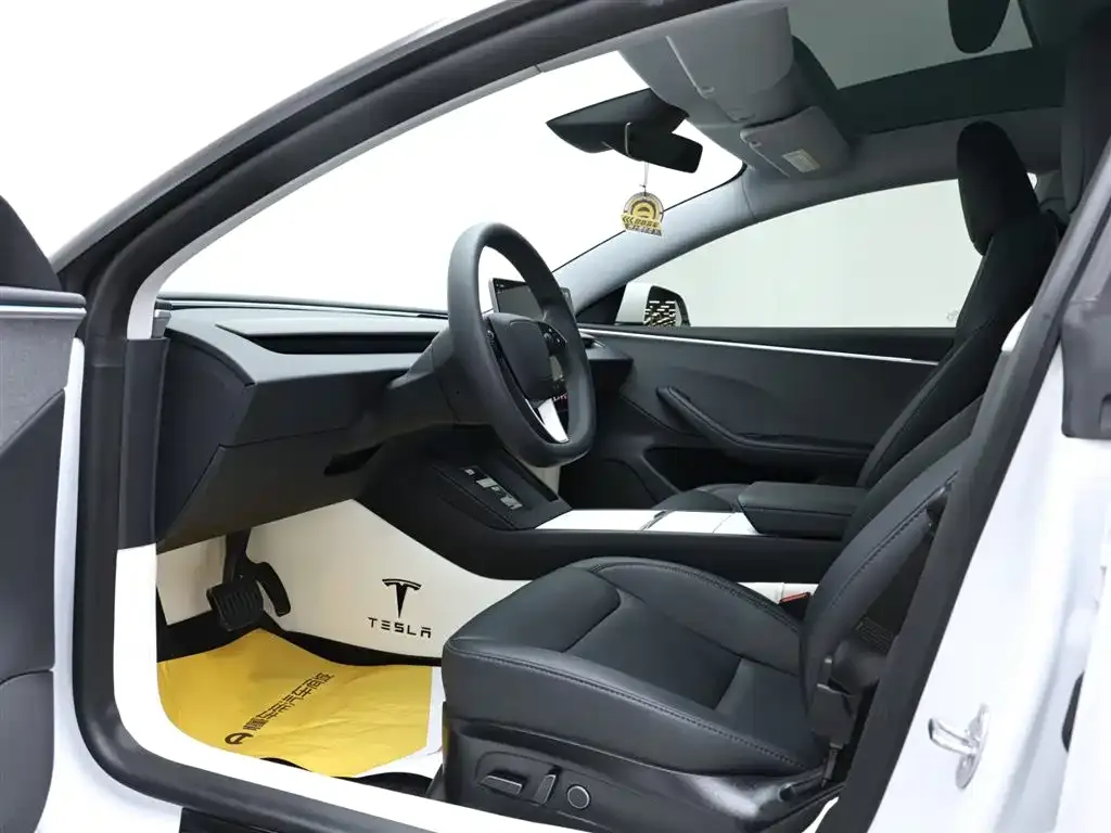 Tesla Model 3 2024 из CN, фото 10