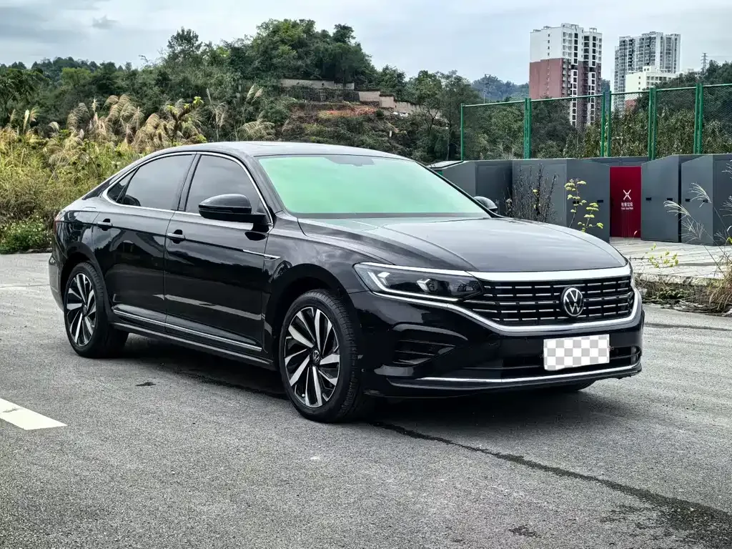 Volkswagen Passat 2022 из CN, фото 2