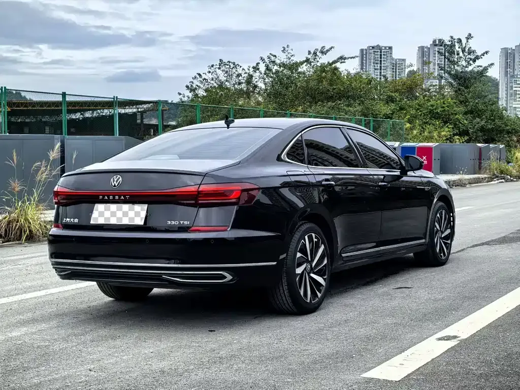 Volkswagen Passat 2022 из CN, фото 9