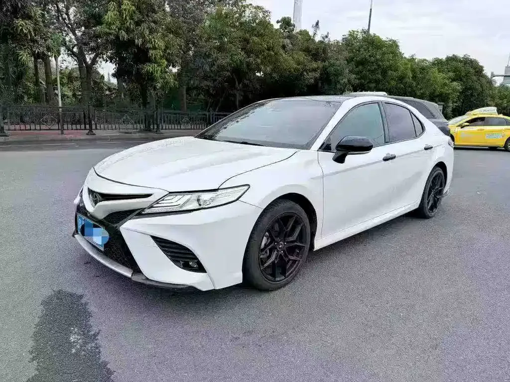 Toyota Camry 2021 из CN, фото 1