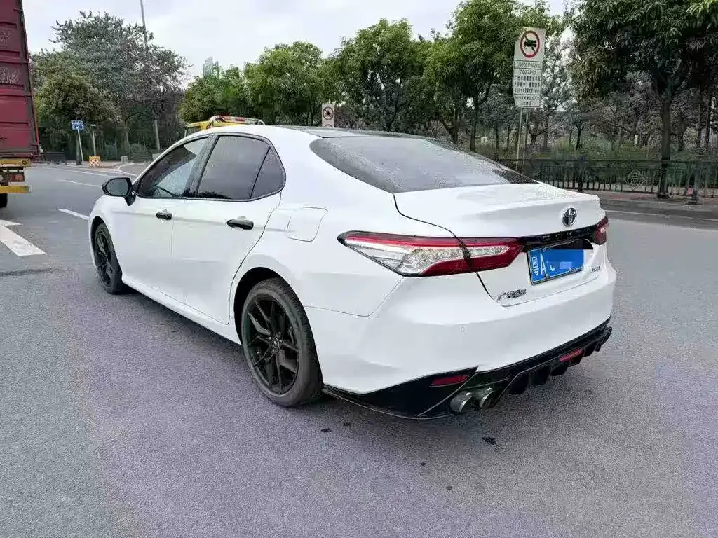 Toyota Camry 2021 из CN, фото 5