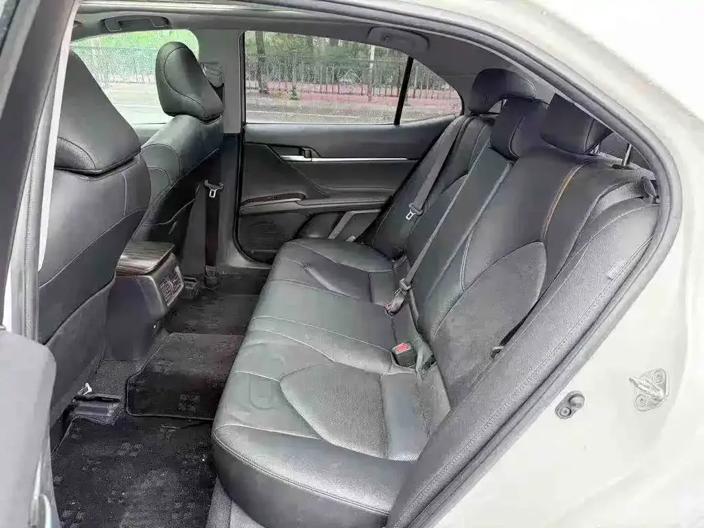 Toyota Camry 2021 из CN, фото 7
