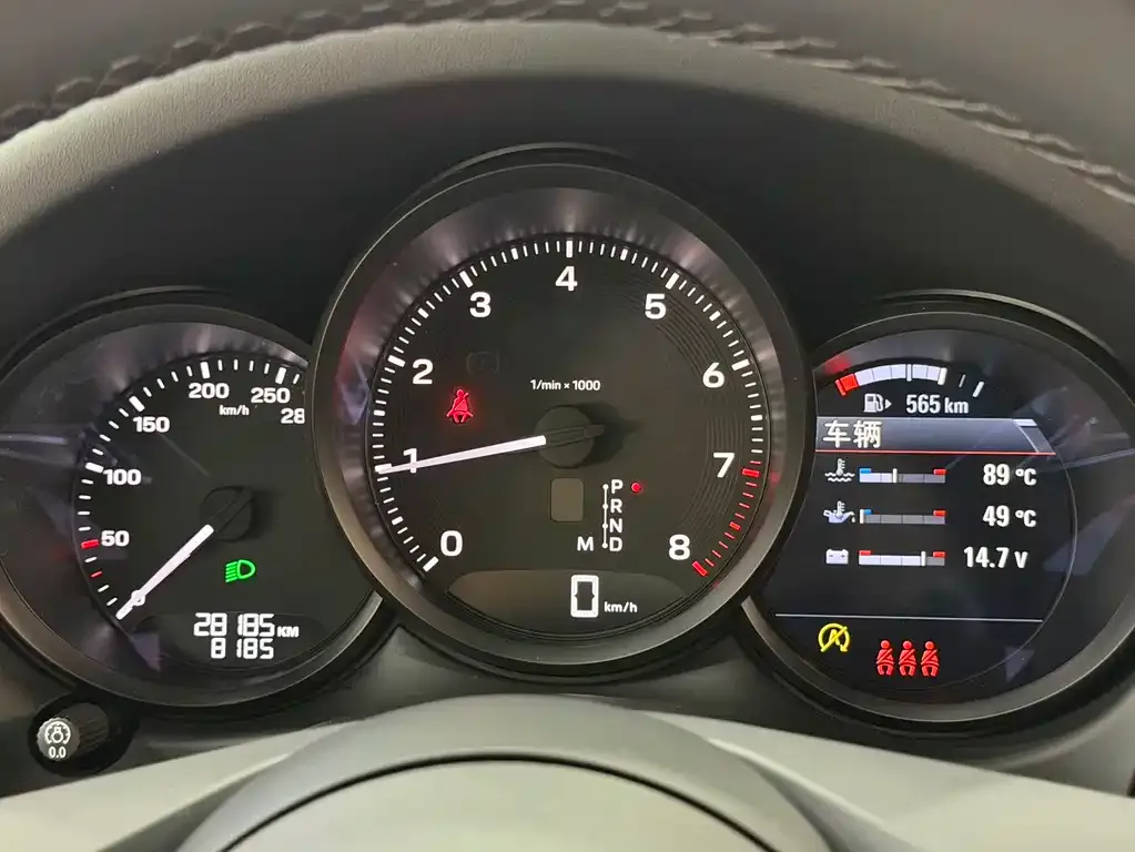 Porsche Macan 2023 из CN, фото 10
