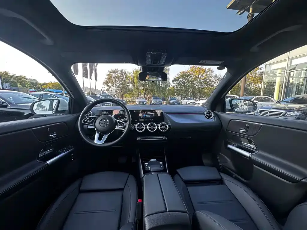 Mercedes-Benz GLA 2023 из CN, фото 8